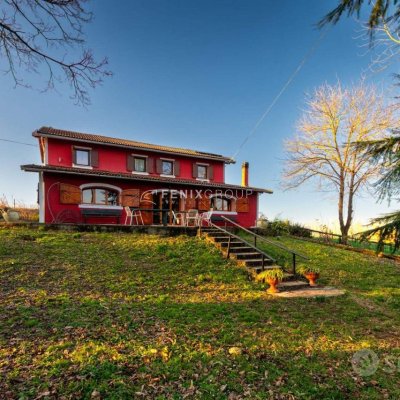 SPLENDIDA VILLA IN ROCCA GRIMALDA