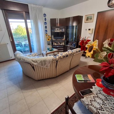 Martellago appartamento 2 camere doppi servizi