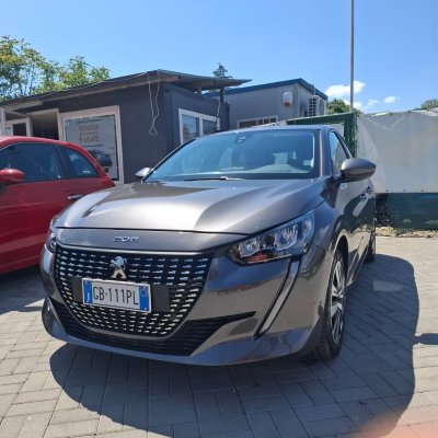 Peugeot 208 Active 1.5 Bluehdi 100cv anno 06-2020