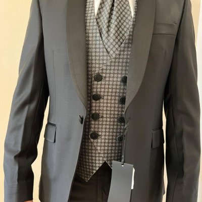 Abito da sposo nuovo Carlo Pignatelli