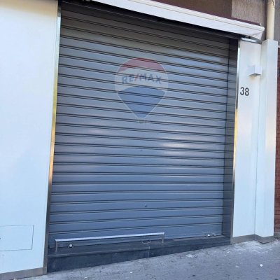 Locale Commerciale - Aci Catena